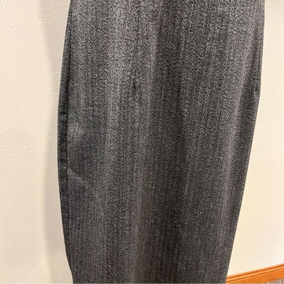 Mossimo Elegant v-neck sleeveless charcoal mini Dress size 14 - Picture 4 of 12